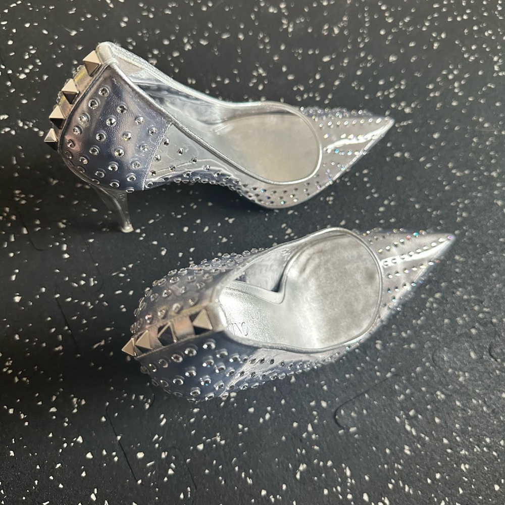 VALENTINO GARAVANI
Rockstud Embellished Stiletto PVC Pumps Size 40 - Picture 6 of 10